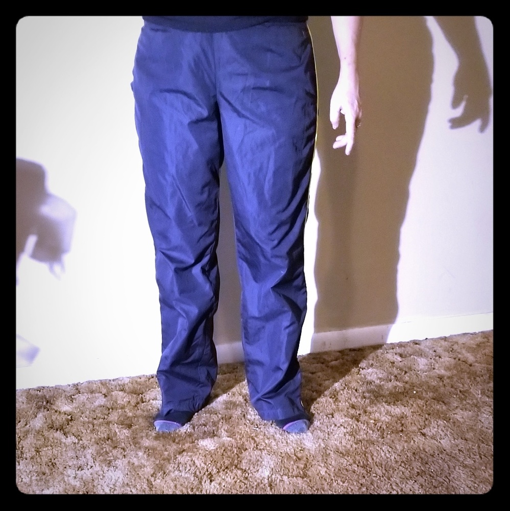 Women's windbreaker pants